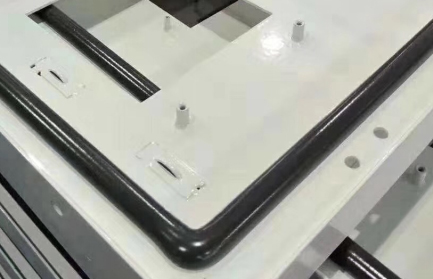 歐式玻璃門密封發(fā)泡設(shè)備