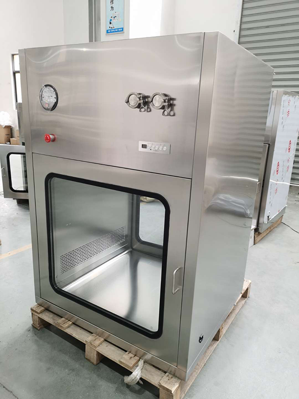 密封發(fā)泡設備點膠對比