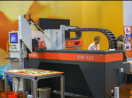 工業(yè)密封點膠解決方案